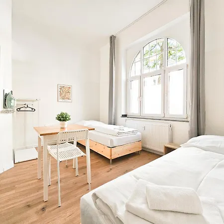 Tolstov - - 15 Min Zur Messe Dus Apartment *