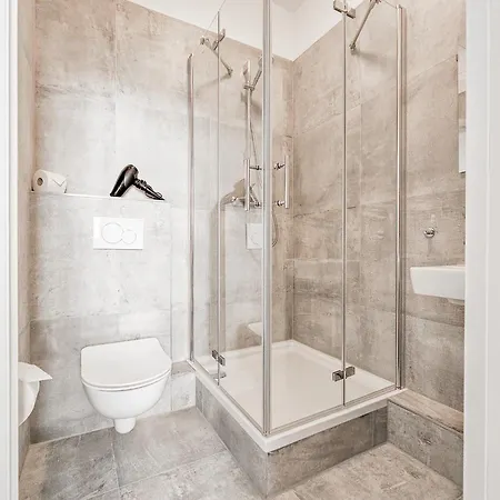 Apartment Tolstov - - 15 Min Zur Messe Dus Dusseldorf